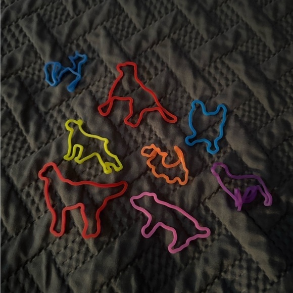 Kids Silly Bandz Y2K Bracelets Teens Adult Dogs Farm Animals Elastic Rubber Fun - Picture 1 of 2